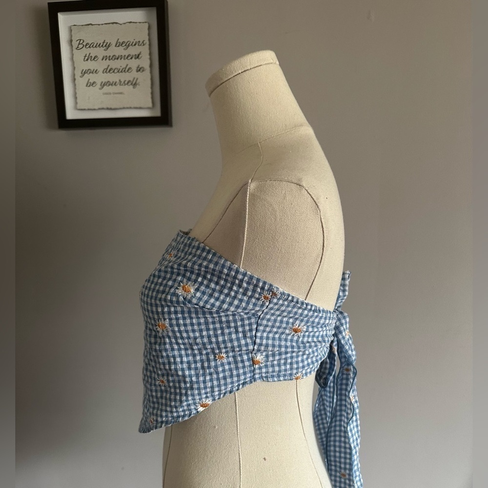 Daisy Handkerchief Top - Picture 3 of 5